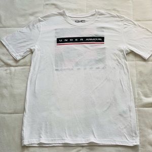 Men’s Under Armour T shirt size Medium